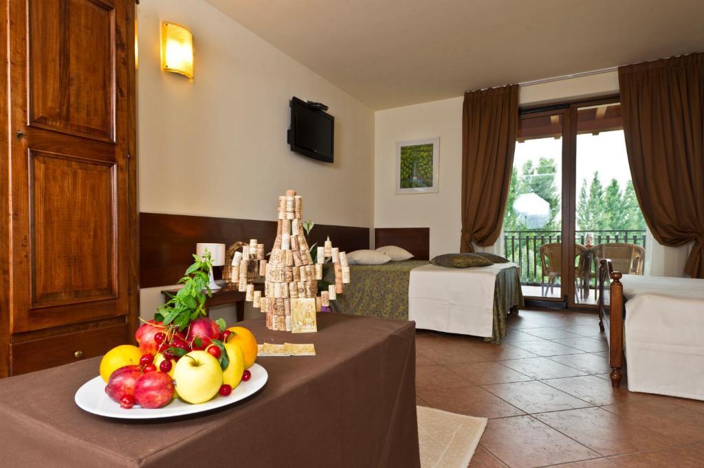 Locanda Ristorante Al Cardellino Bardolino Cameră foto