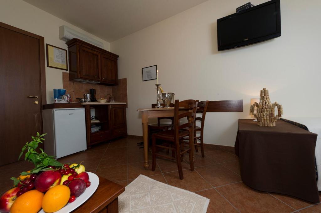 Locanda Ristorante Al Cardellino Bardolino Cameră foto